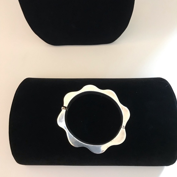 Sterling silver cuff - Picture 5 of 8